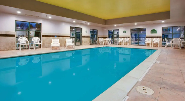 Fairfield Inn & Suites by Marriott Virginia Beach/Norfolk Airport