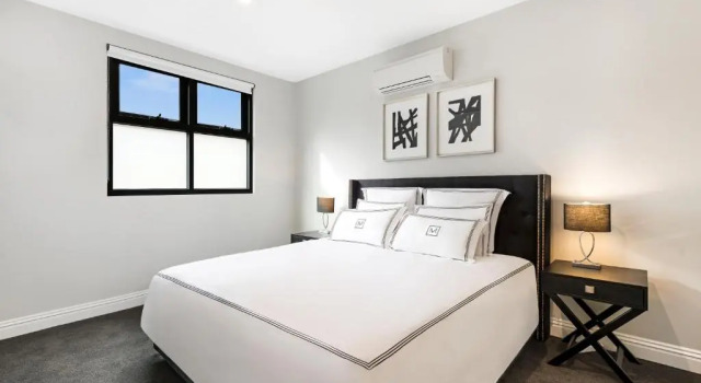 Апартаменты Deluxe Manhattan Apartments - Caulfield North