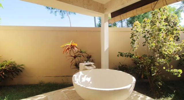 Вилла Lombok Sunset Bay Resort