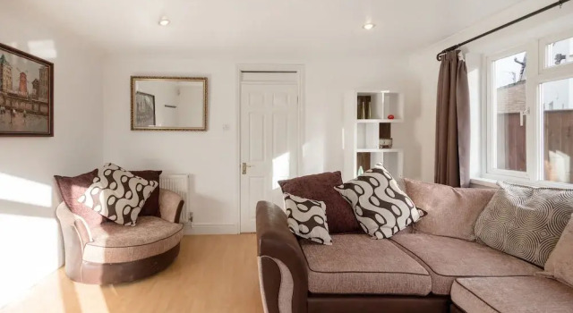 Sulston Lodge 3-Bedroom House