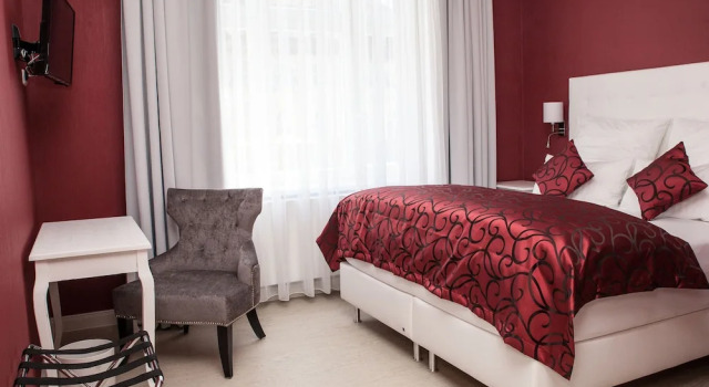 Четырёхместный семейный номер Standard Haus Hotel & Pension Villa Laluna