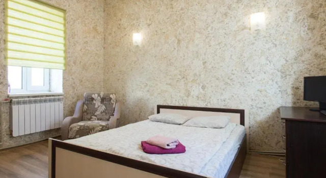 Апартаменты Royal Apartment On Bazhanova 11 A