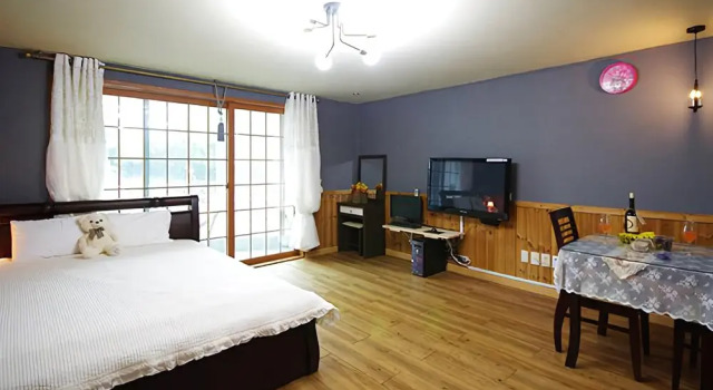Gyeongju Evergreen Penison