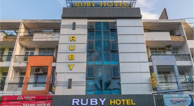 Oyo 186 Ruby Hotel