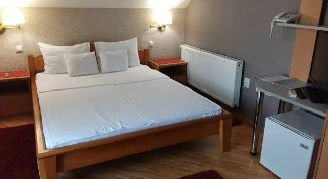Hotel Radovic, Buchen Sie Hotel Kragujevac Zentralserbien