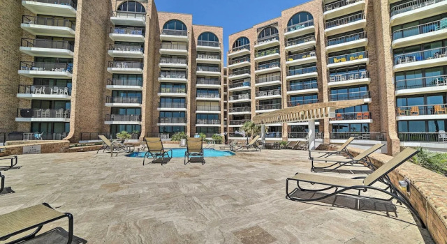 Port Aransas Vacation Rental w/ Pools - Near Beach, Rezerwuj Apartament Port Aransas 