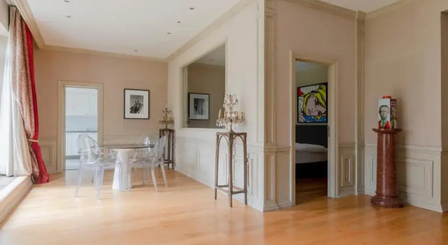 Апартаменты Louise Royal Residence