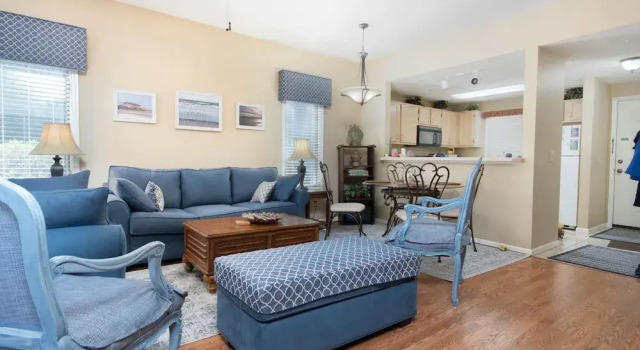 Tidewater Condo 1221-5 by RedAwning