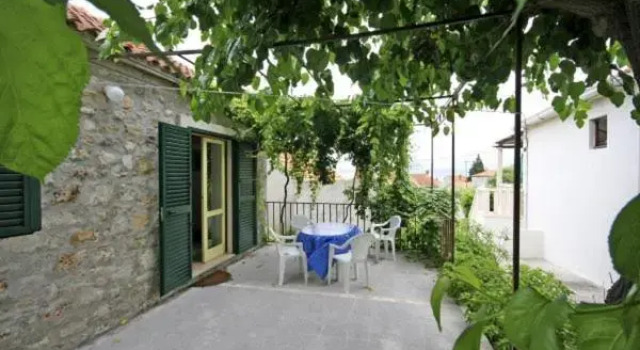 Бунгало Apartments Kokotic