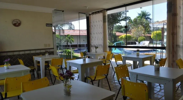 Hotel Hebron, Забронировать Отель Отели Марилия с завтраком, Завтраки