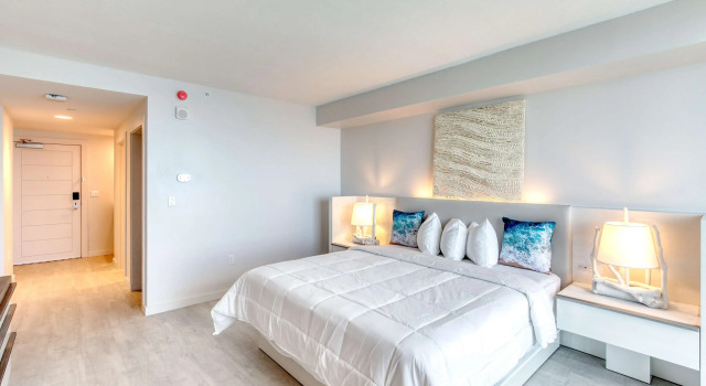 Двухместный номер Standard с балконом и с видом на океан Daytona Grande Oceanfront Resort
