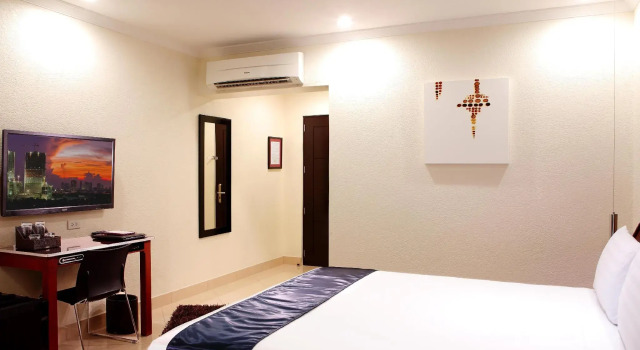 Номер Superior Queens Hotel Angeles City