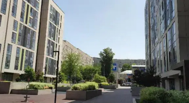 Abay, Buchen Sie Hotel Almaty Kasachstan, in der Nähe von Alatau Metro Station