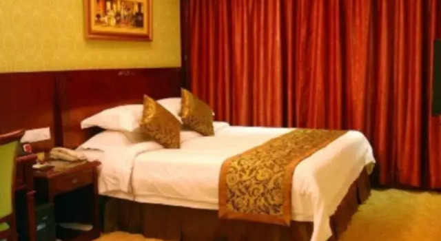 Двухместный номер Standard GreenTree Alliance Guangdong Shenzhen Pinghu Avenue Jingdu Town Hotel