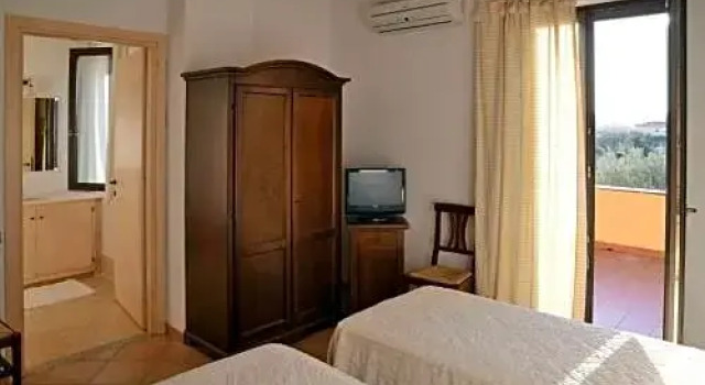 Gallura Affittacamere, Book Hotel Arzachena Emerald Coast