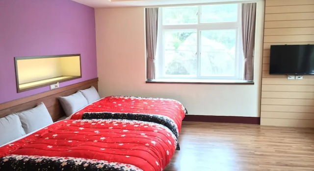 Четырёхместный семейный номер Standard Valley Bed and Breakfast