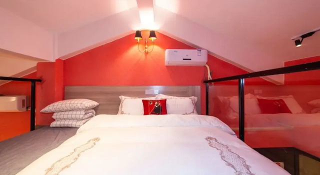 Guilin Nine Rooms Inn, Забронировать Отель Отели Гуйлинь 3 звезды, рядом с Пагоды Солнца и Луны, 3*