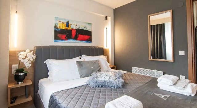 Апартаменты ALEXANDRA Boutique Residence Seaside