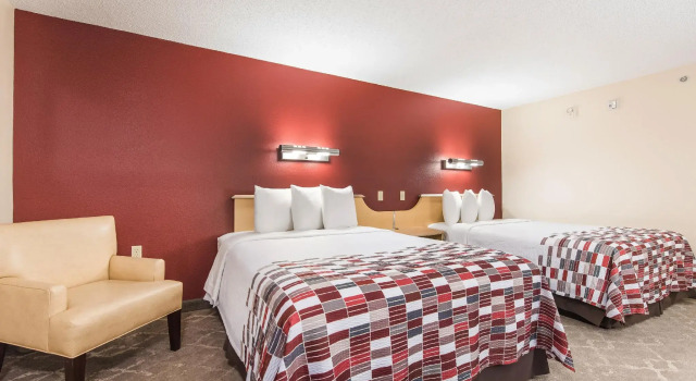 Четырёхместный номер Standard Red Roof Inn Seattle Airport - SEATAC