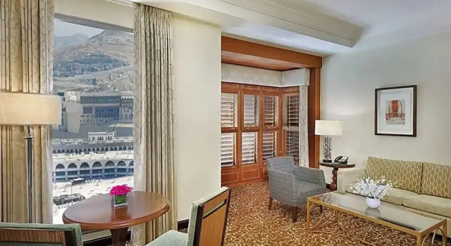 Двухместный полулюкс Partial Kaaba View Hilton Suites Jabal Omar Makkah