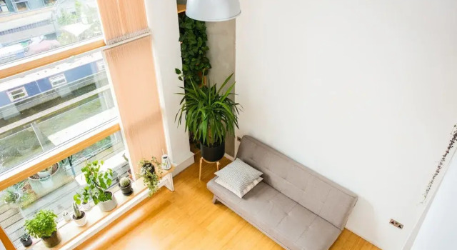 Beautiful 2-bedroom Flat With Balcony in E London