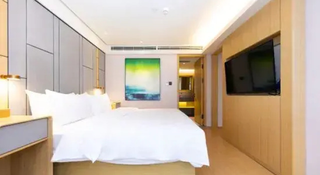 Люкс Superior JI Hotel (Guiyang North Railway Station)