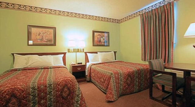 Regency Inn, Prenota Hotel Fayetteville Tennessee