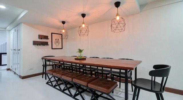 Bangkok Watergate Townhouse