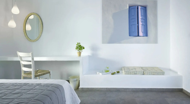 Santa Maria Luxury Suites & Spa, Book Resort Hotels in Milos with a Pool, Swimming Pool