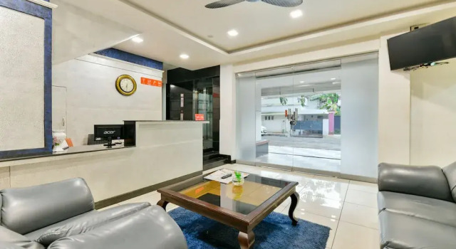 OYO 16532 Anchor House Hotel