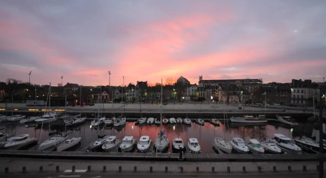 La magie du Port de Vannes et son centre historique à pied, Rezerwuj Hotel Vannes 