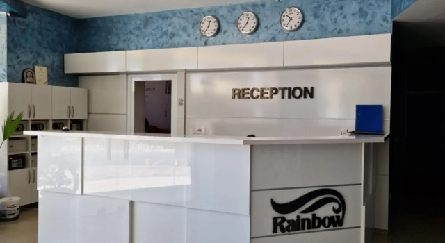 Rainbow 1, Забронировать Отель Отели Солнечного берега с бассейном, рядом с Танцевальный клуб Mania, Бассейн