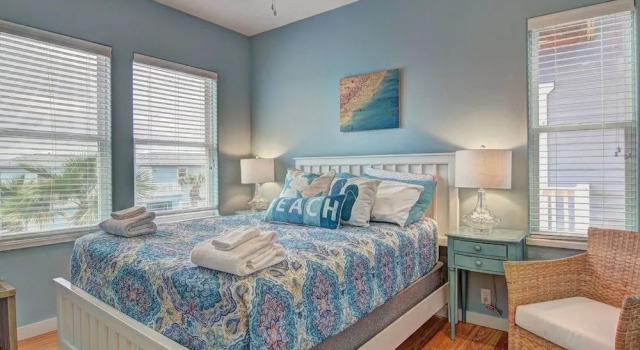 Coral Reefer Vw59 4 Bedrooms 3.5 Bathrooms Home