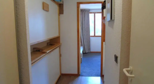 Lou Services Apartment M2-221 LSI 001