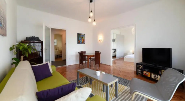 Sunny Apartment