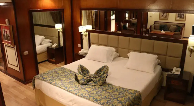 MS Nubian Sea Lake Cruise, Rezervați Hotel Abu Simbel Aswan