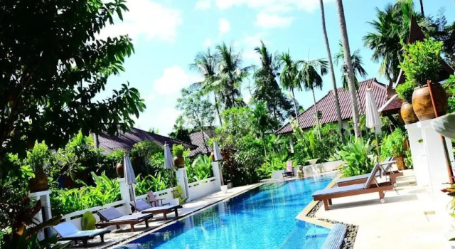 Coco Pool Villa Resort, Забронировать Курортный отель Бухта Чалонг остров Пхукет