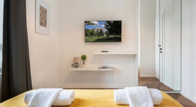 Modern and Design Apartment Near the Main Square