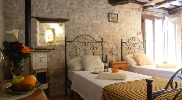 Il Sorger del Sole, Boek Hotel Avenale 