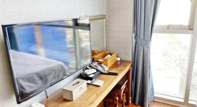 Семейный номер Deluxe с видом на город Myeongdong Merlin Hotel