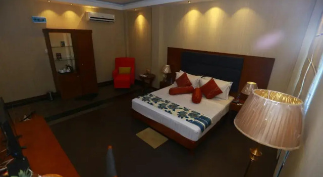 Полулюкс Peradeniya Rest House