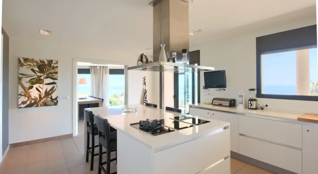 Вилла с 5 комнатами Apartment Mel