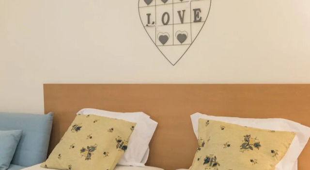 Apartamento A Francos Artist Painting 1