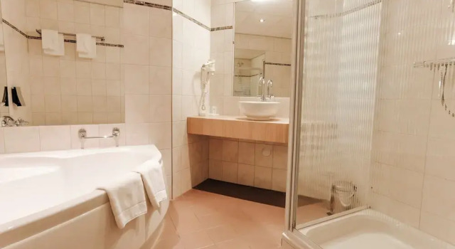 Двухместный номер Royal Queen Hotel