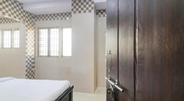 OYO 86305 Hotel Aroma Classic, Varaa Hotelli Hyderabad 