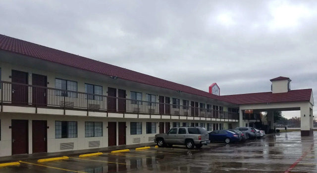 Red Roof Inn Dallas - Mesquite Fair Park NE, Забронировать Отель Мескит Dallas - Fort Worth Metropolitan Area