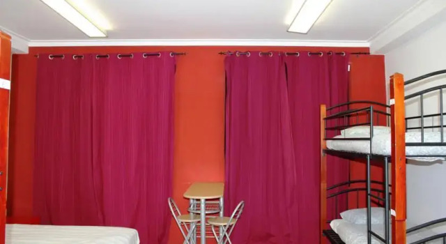 Oporto Fado Hostel, Забронировать Хостел Хостелы Порту, рядом с Музей Romantico, Хостел