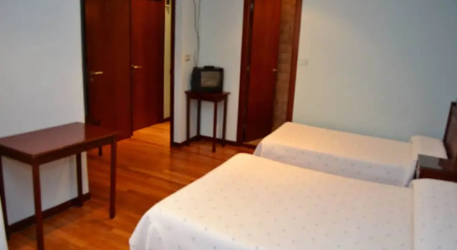 Трёхместный номер Superior с балконом Pensión Residencia Buenos Aires