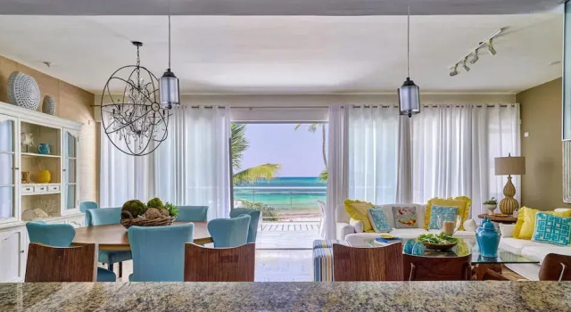 Luxury Beachfront Condo w Ocean View A-201, Prenota Hotel Bávaro Punta Cana