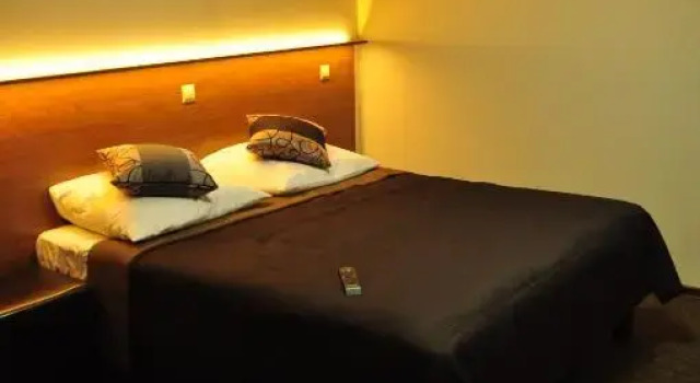 Villa B&B, Buchen Sie Bed & Breakfast Wawer Warschau